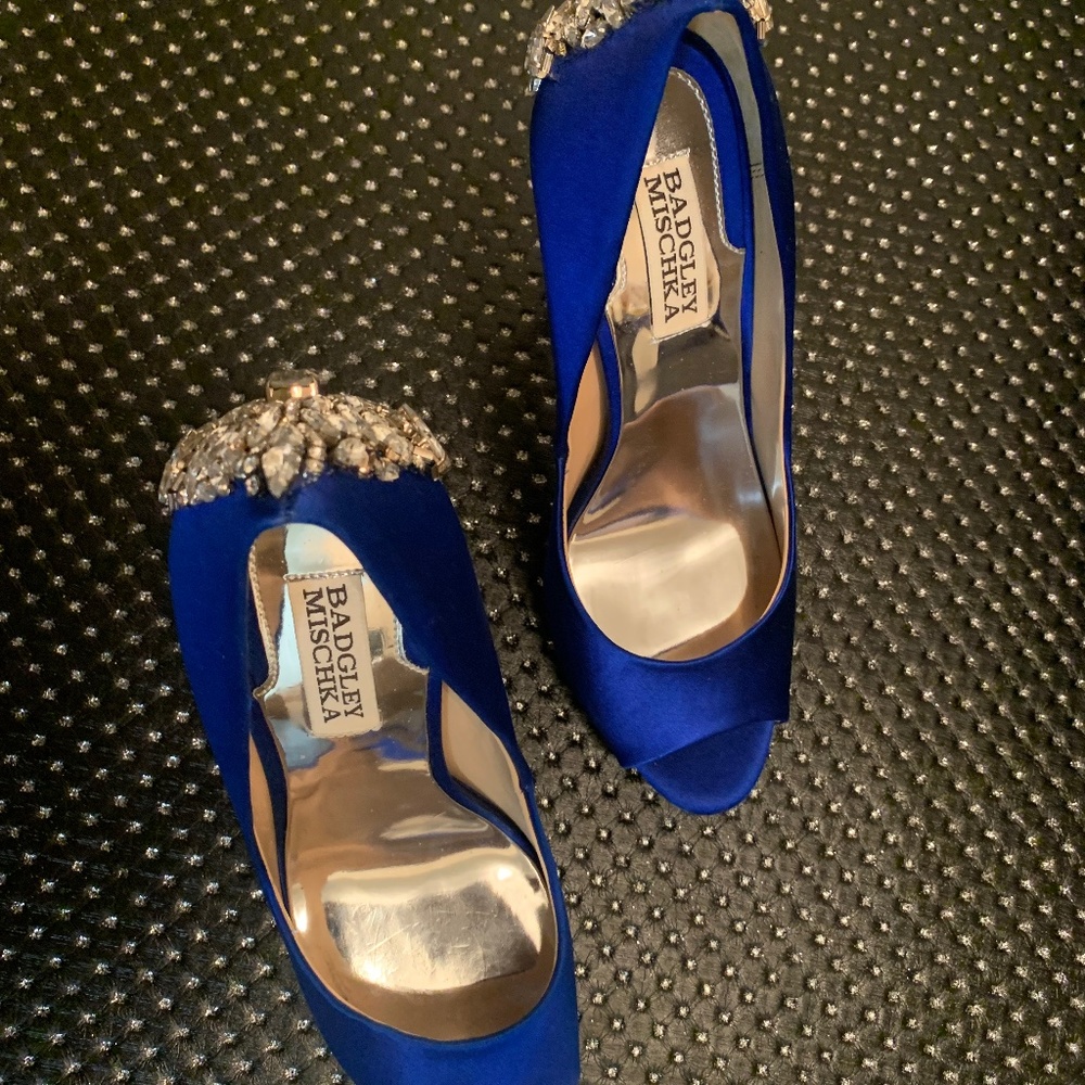 NWOB BADGLEY MISCHKA Kiara Embellished Peep-Toe Evening Pumps - Size 7.5 - Picture 16 of 16